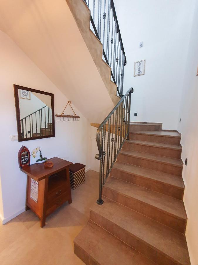 Villa Alara - Charming Villa With Heated Swimming Pool Milohnici Luaran gambar